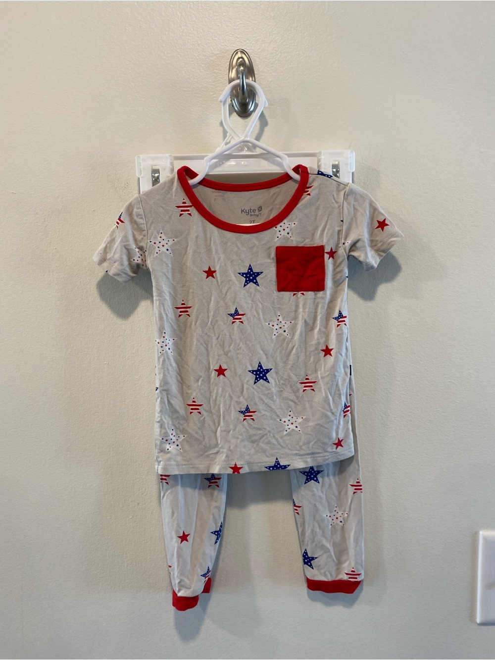 Kyte Baby short sleeve bamboo pajama set size 2t Liberty stars Fourth of July